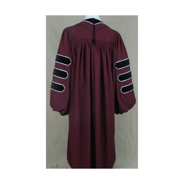 DELUXE DOCTORAL GOWN UMass Store